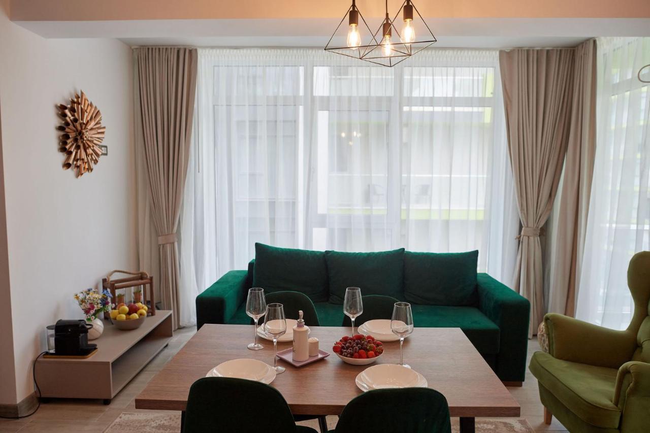 Sea La Vie 2Br Apt Spa N Pool Beach Resort Năvodari Екстериор снимка