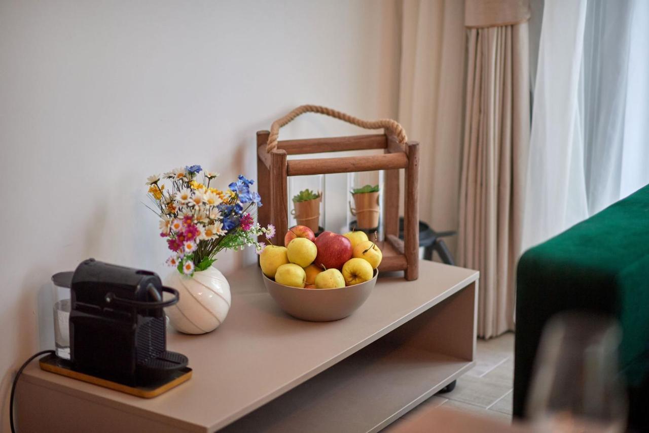 Sea La Vie 2Br Apt Spa N Pool Beach Resort Năvodari Екстериор снимка