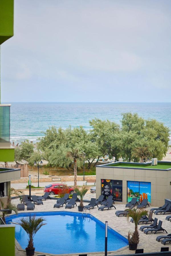 Sea La Vie 2Br Apt Spa N Pool Beach Resort Năvodari Екстериор снимка