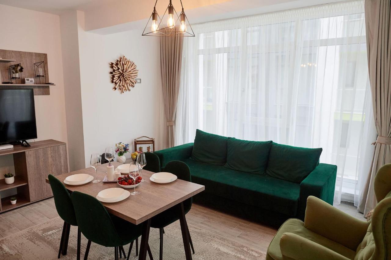 Sea La Vie 2Br Apt Spa N Pool Beach Resort Năvodari Екстериор снимка